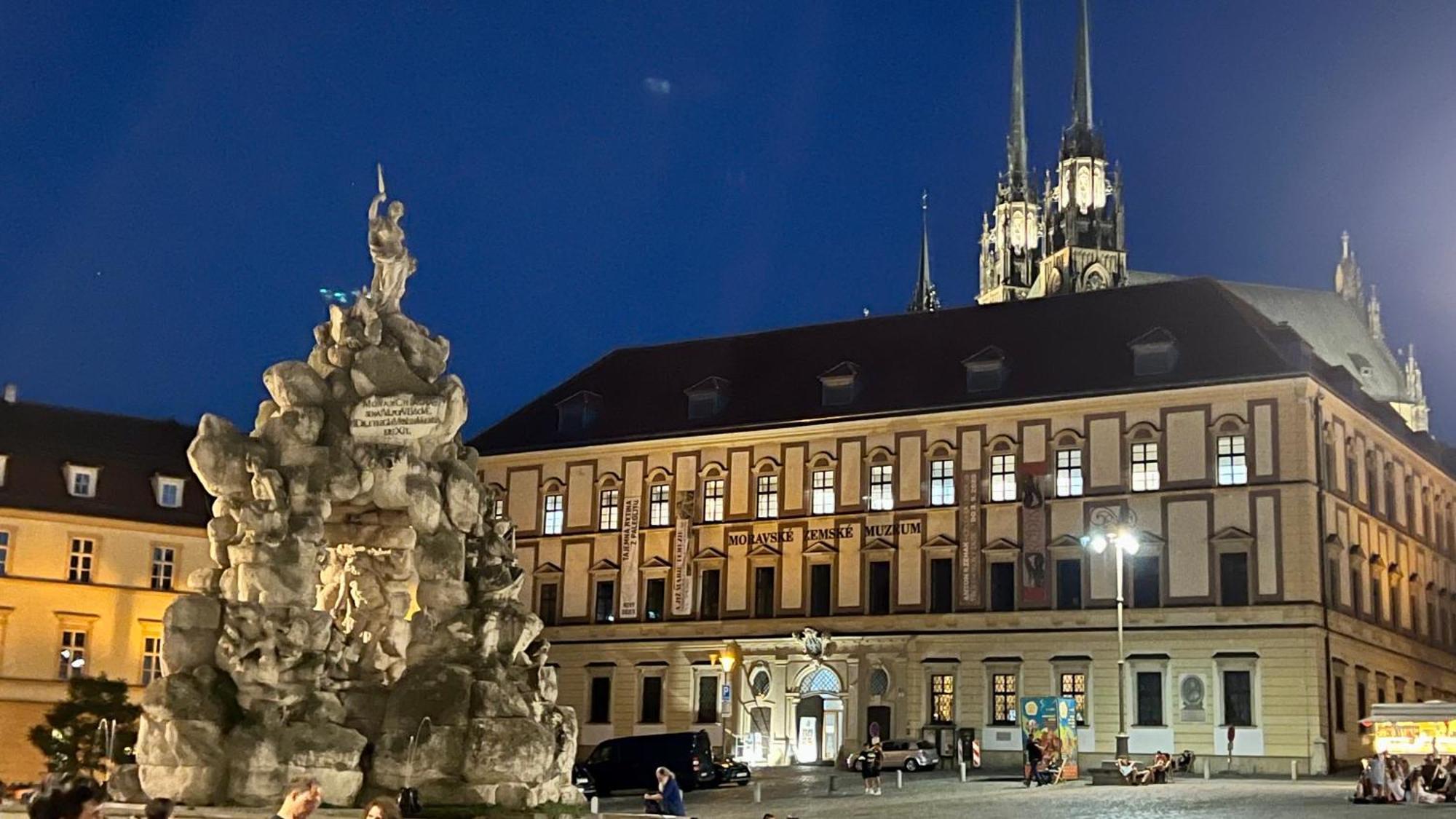 Apartman Se Saunou A Terasou S Vyhledem Na Brno Exterior foto